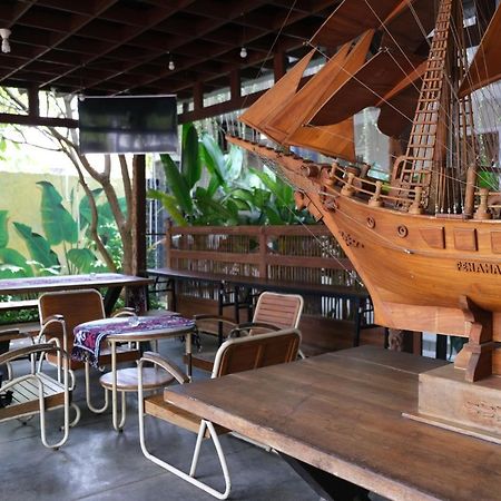 Nusantara Hotel Syariah Jepara Luaran gambar
