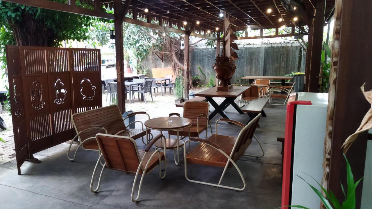 Nusantara Hotel Syariah Jepara Luaran gambar