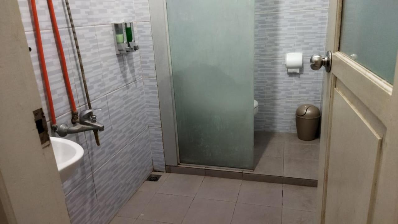 Nusantara Hotel Syariah Jepara Luaran gambar